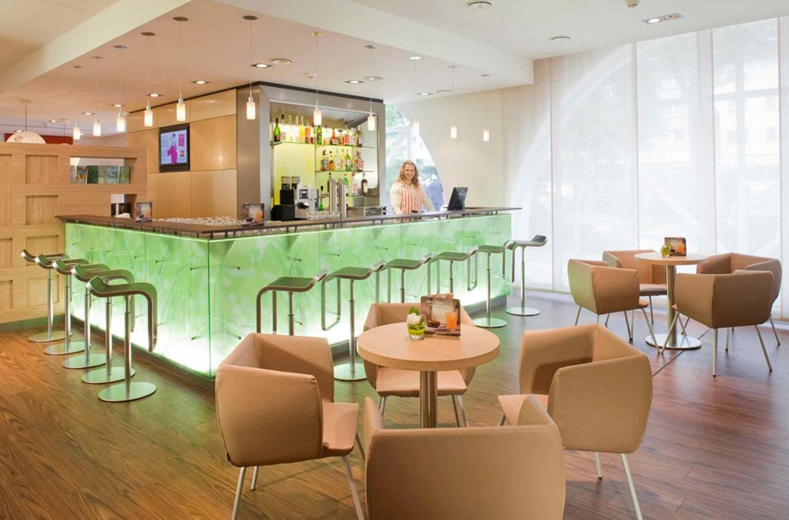 B&B Hotel Bochum Hbf-Sued Екстер'єр фото